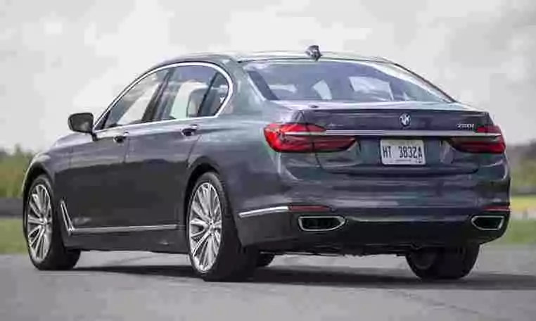 How To Hire A BMW 7 Series In Dubai